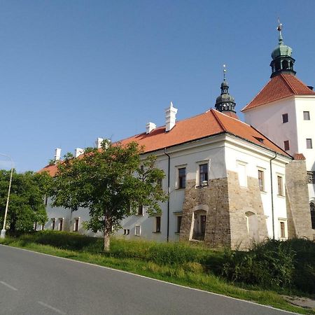 Gemuetliche Unterkunft Bei Prag Smecno Buitenkant foto